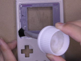 シール剥がしを使う